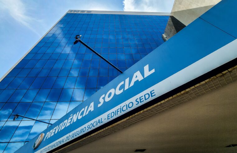 Idosa descobriu que teve descontos indevidos do INSS por 30 anos após escândalo de fraudes