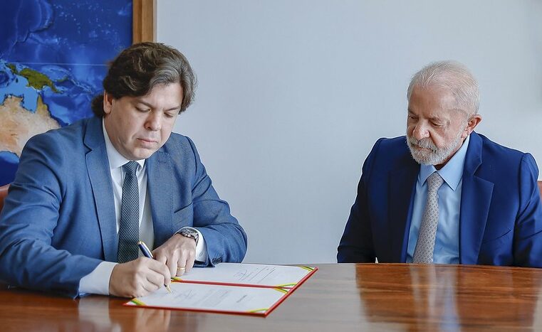 Decreto que regulamenta TV 3.0 está ‘pronto’ e pode ser assinado por Lula após viagem à China, diz ministro