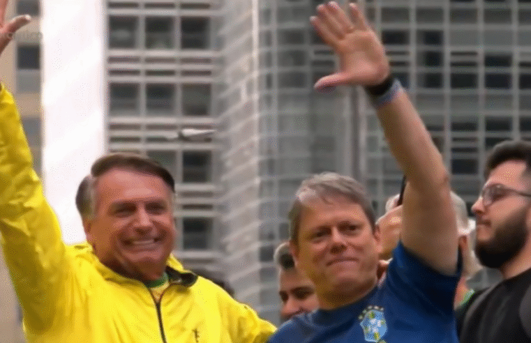 2026: Aliados de Bolsonaro esperam compromisso de Tarcísio com indulto em troca de apoio do ex-presidente