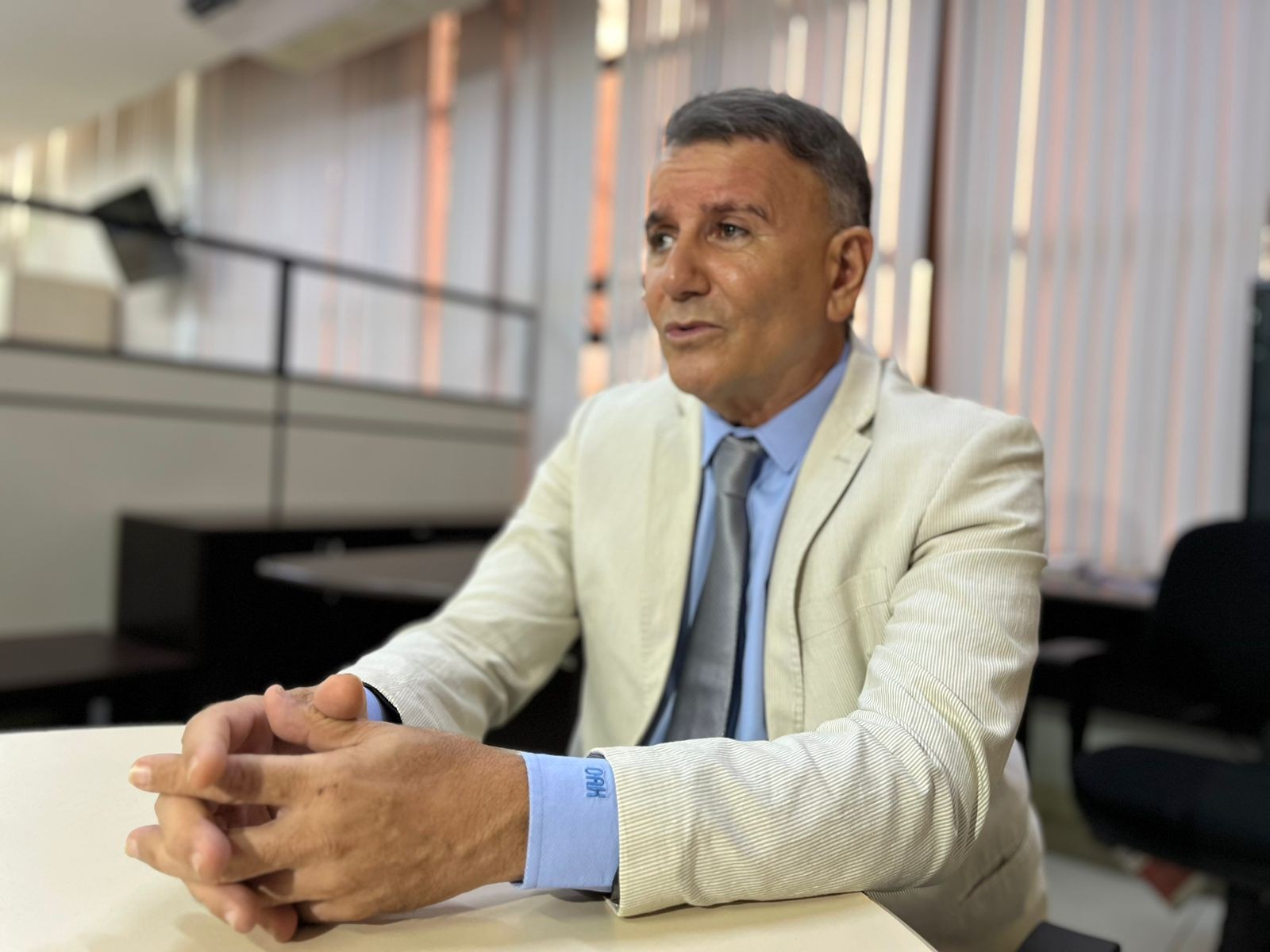 ‘Aqui vão dançar dois juízes e pelo menos três advogados’: prefeito de Palmas foi flagrado em diálogo vazando operação da PF