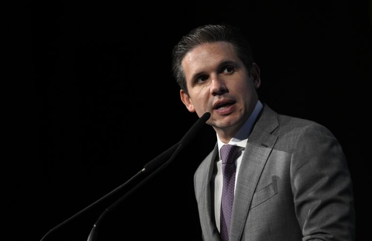 Motta não descarta pautar projeto que derruba alta do IOF e diz que decisão será tomada por líderes