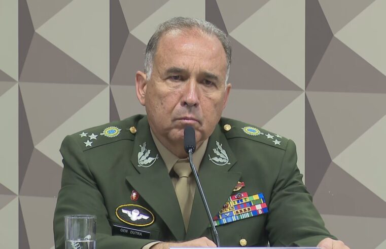 General que comandou o Planalto no 8 de janeiro é rejeitado e vai para a reserva