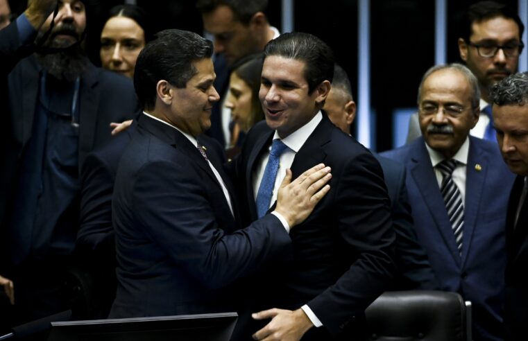 Congresso apresenta proposta que permite uso de emendas para pagamento de salários de profissionais da Saúde