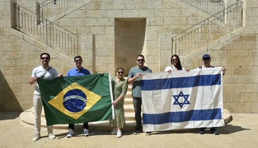 Políticos brasileiros que viajaram a Israel estão ‘em locais seguros’ e ‘seguindo orientações’, diz embaixada no Brasil