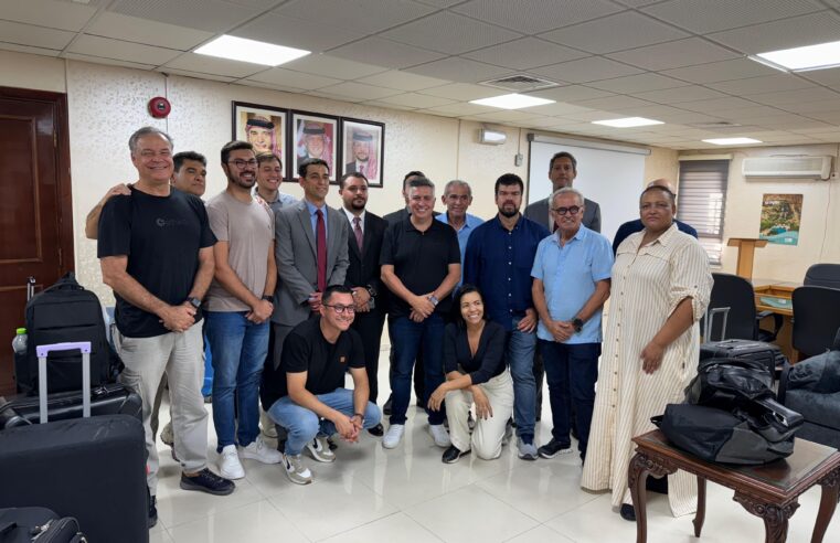 Comitiva de políticos brasileiros deixa Israel pela fronteira com a Jordânia