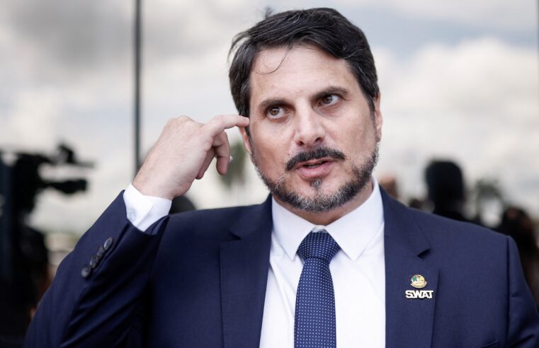 O que se sabe até agora sobre a saída de Marcos do Val do Brasil mesmo com ordem de apreensão do passaporte