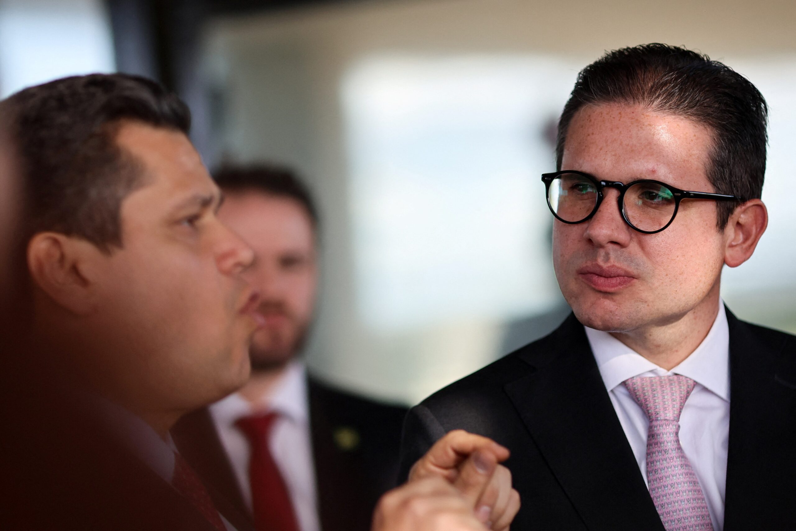 Aliados dizem a Motta que não cabe pautar anistia para barrar tarifaço porque tema diz respeito à soberania