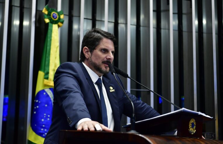 Marcos do Val: quem é senador que viajou ao exterior, contrariando decisão de Moraes