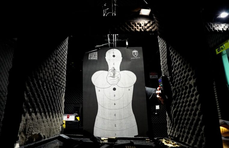 Metade das armas usadas por CACs são de uso restrito no Brasil, indica PF