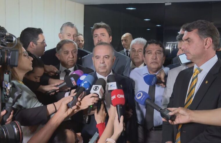 Oposição libera plenário do Senado após dois dias de ocupação