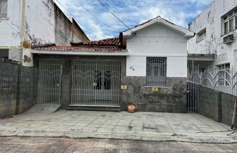 Entidades investigadas por descontos ilegais em aposentadorias do INSS fecham as portas e dificultam processos na Justiça