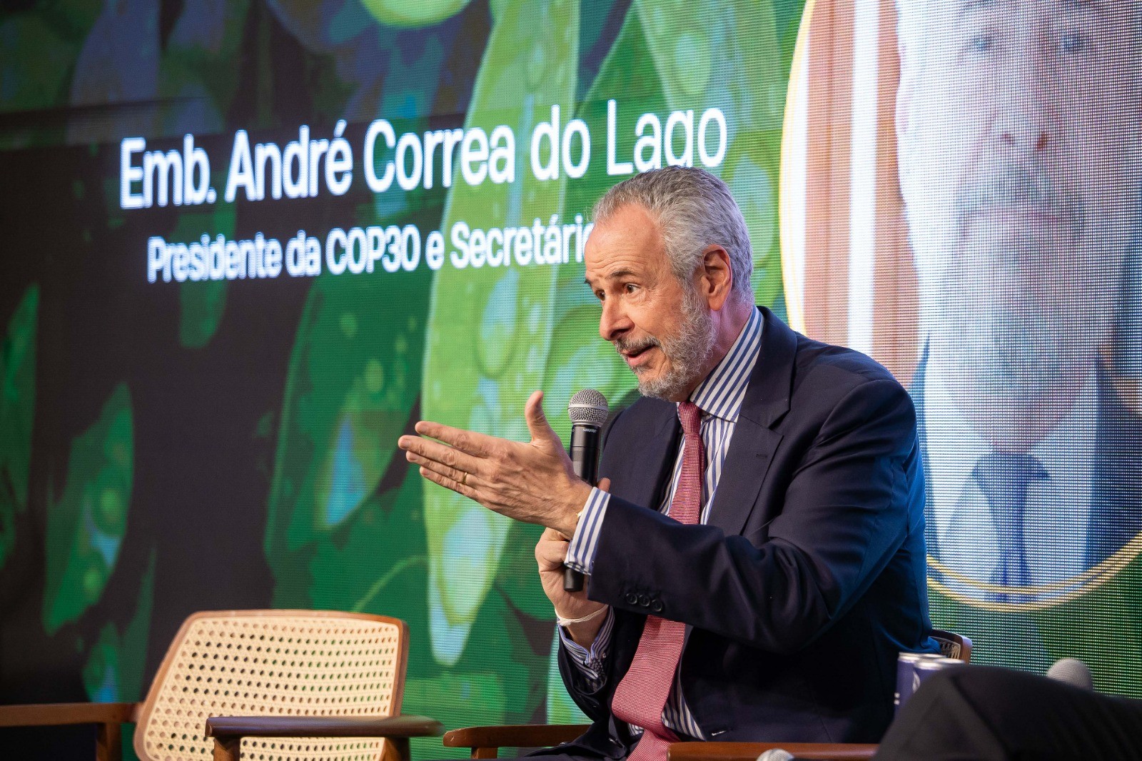 Presidente da COP30 diz que preço de hospedagens em Belém está ‘muito acima’, mas que governo está procurando solução