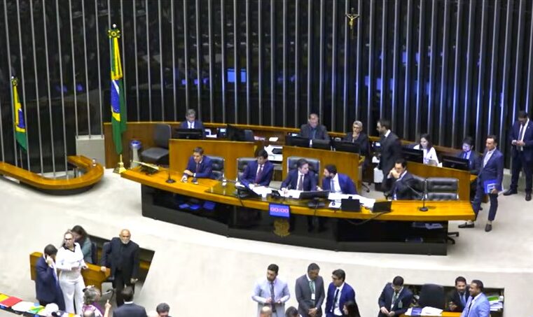 CNBB critica PEC da Blindagem e mudanças na Ficha Limpa: ‘Quem protegerá a sociedade do próprio Congresso?’