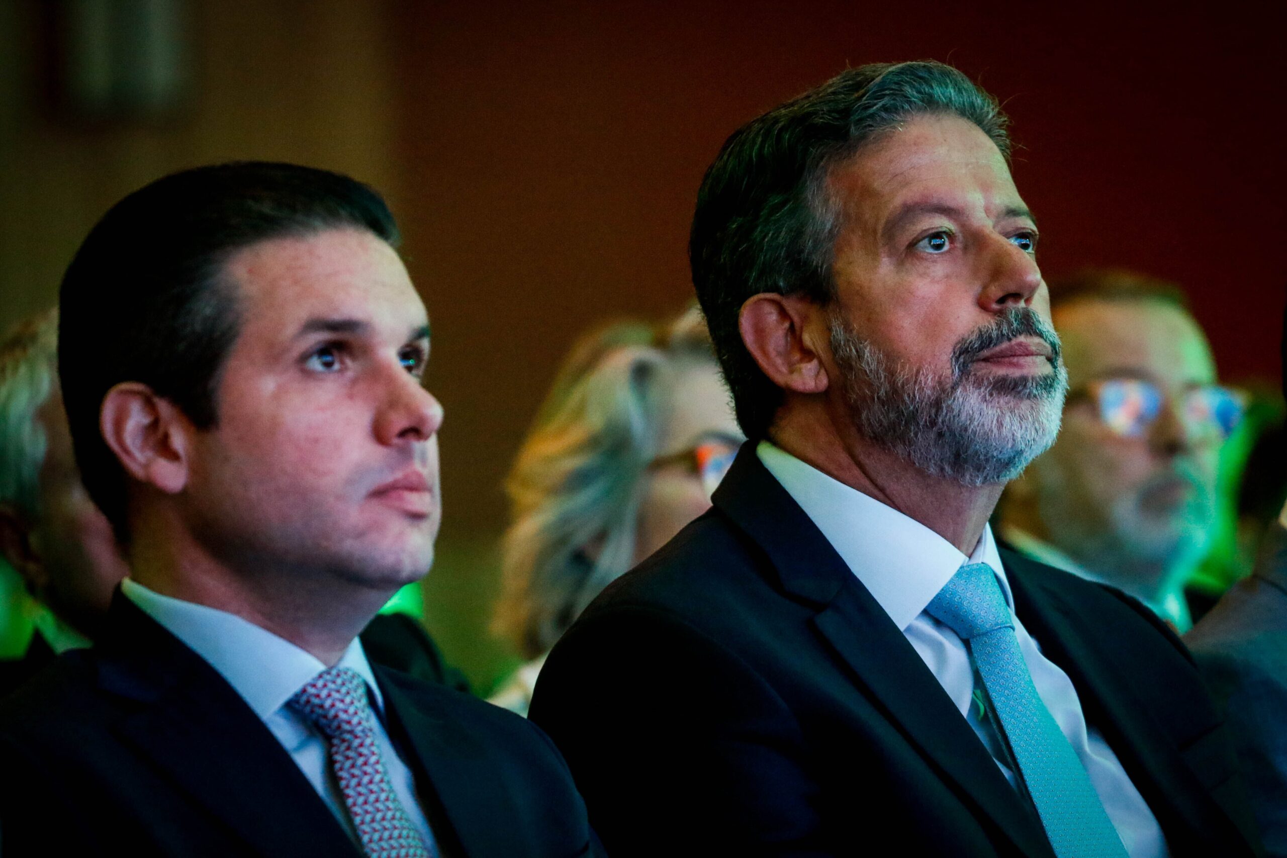 Desgastado com a Câmara, governo teme que deputados ampliem isenção de IR para além dos R$ 5 mil que propôs