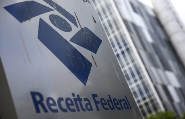 Reforma tributária: parte das empresas do Simples terá que optar por modelo novo ou antigo; entenda vantagens e desvantagens