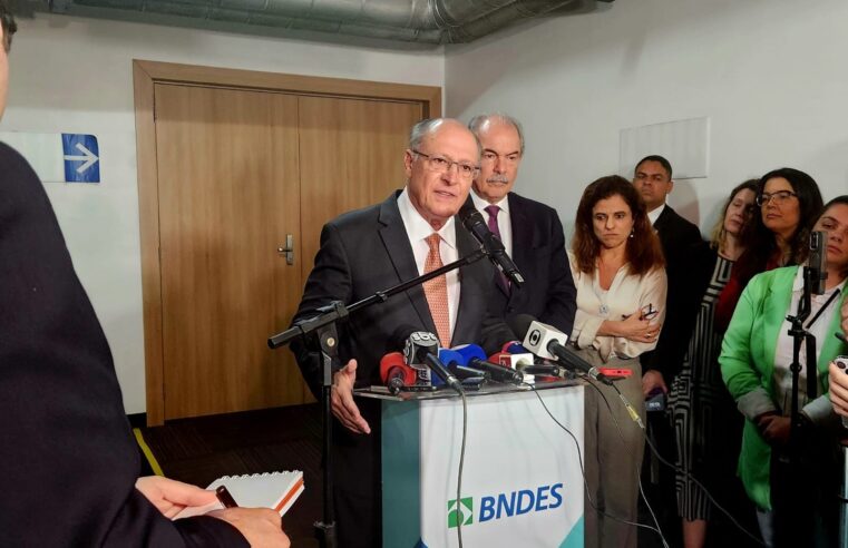 Alckmin diz que ‘boa química’ entre Trump e Lula vai ajudar na solução do tarifaço