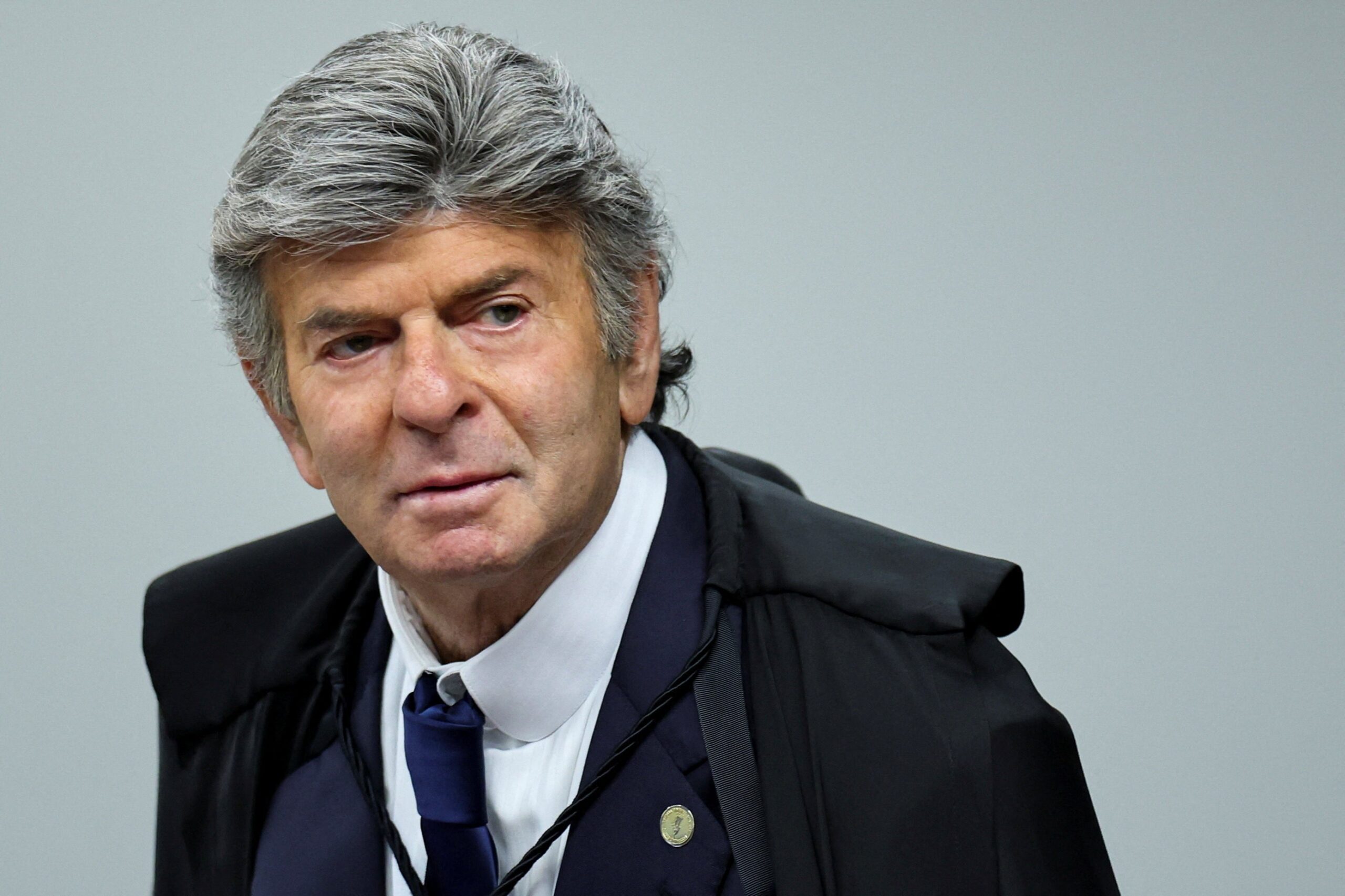 Fux pode tentar levar recurso contra inelegibilidade de Bolsonaro para 2ª Turma, avaliam ministros do STF