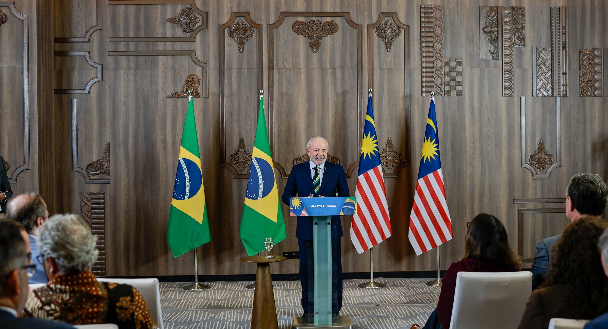 Lula diz que errou ao falar que é candidato durante viagem à Indonésia: ‘Foi um lapso, não tenho voto lá’