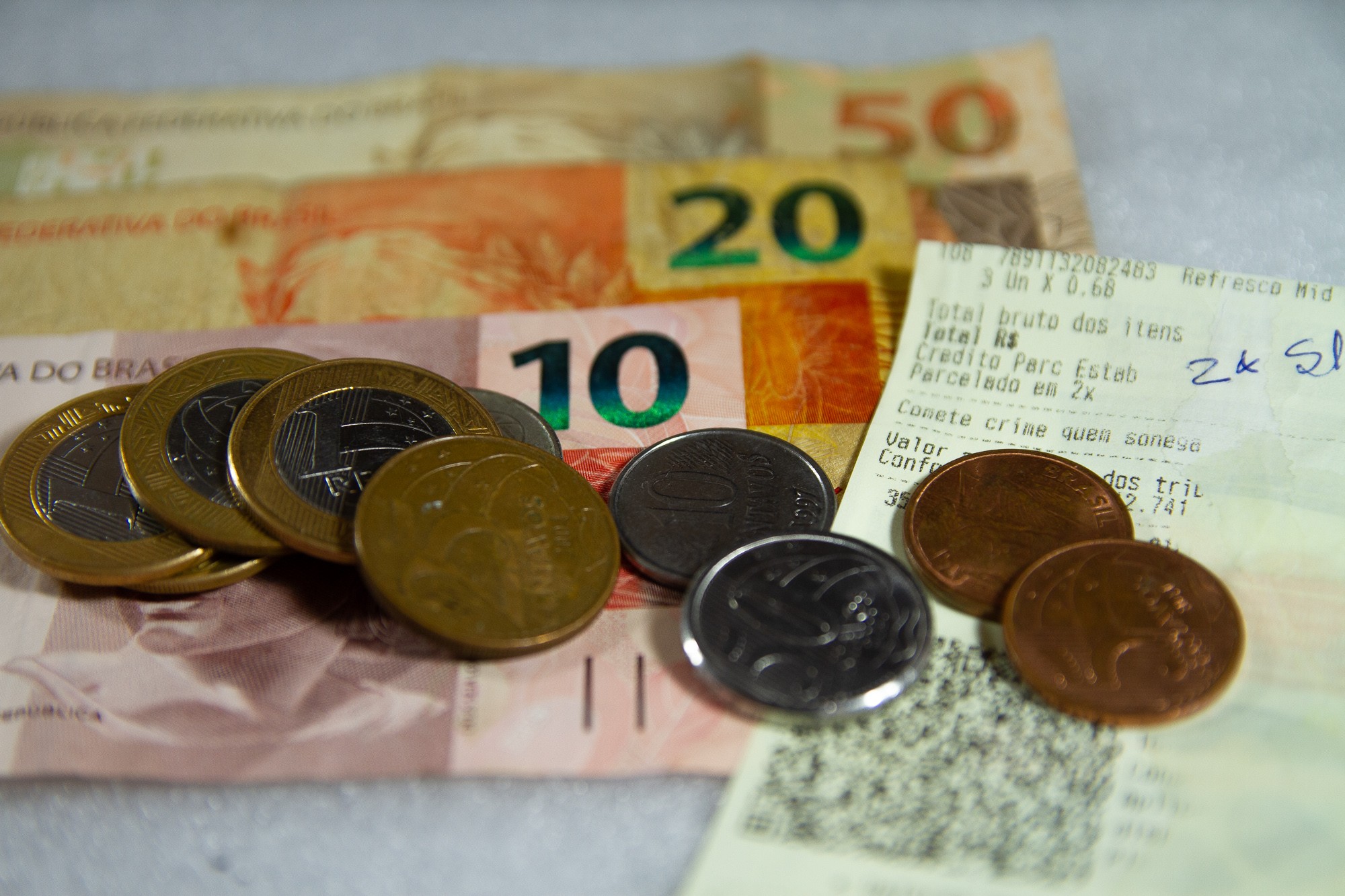 Contas públicas têm déficit de R$ 17,5 bilhões em setembro; dívida sobe para 78,1% do PIB