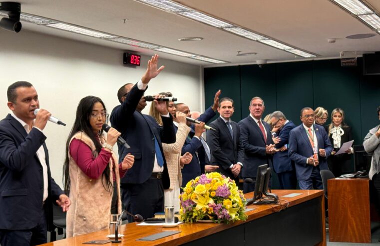 Bancada cristã na Câmara quer ter voto nas reuniões de líderes
