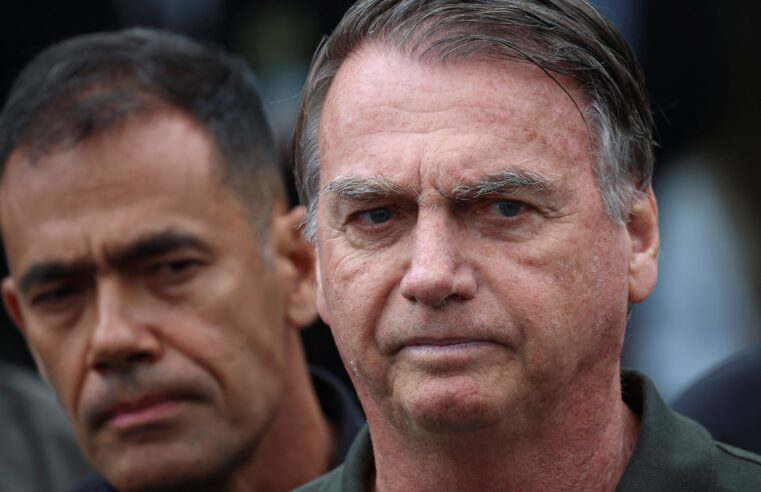 Bolsonaro passará por novo procedimento cirúrgico, diz Michelle