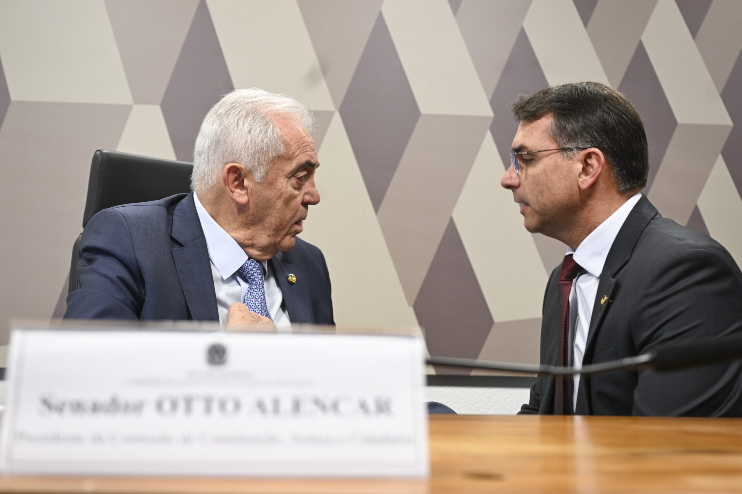 CCJ do Senado aprova PL da Dosimetria: veja os votos dos senadores