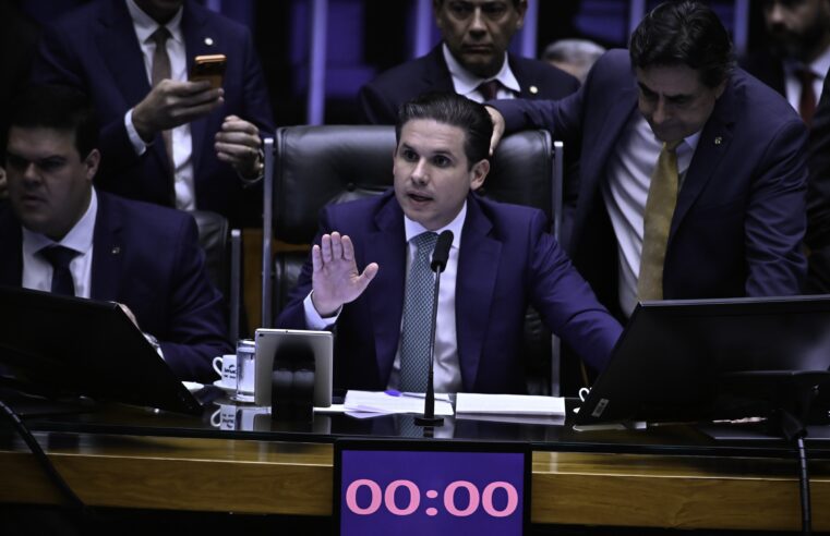 PL vê Motta enfraquecido após Câmara salvar Zambelli e Glauber Braga