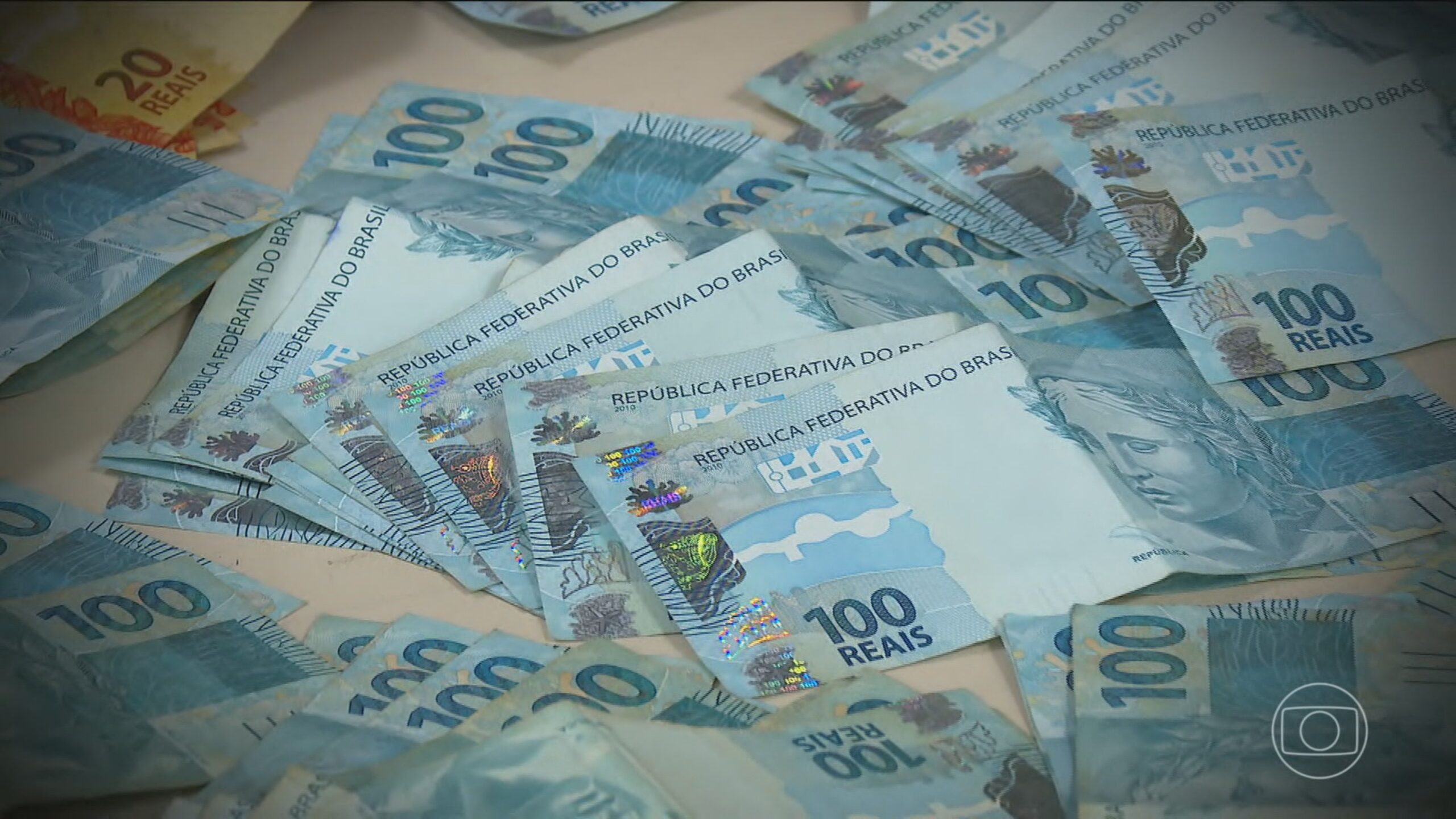 Arrecadação federal alcança R$ 226,7 bilhões em novembro e registra recorde histórico