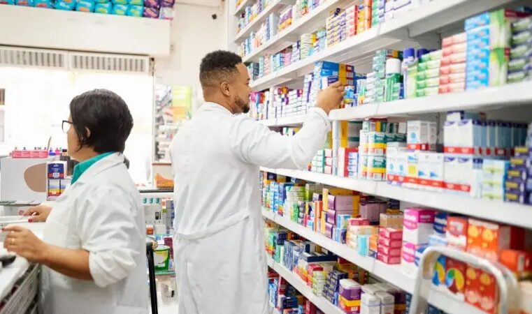 Fim da escala 6×1? Comissão do Senado aprova proposta que reduz jornada; o que acontece agora