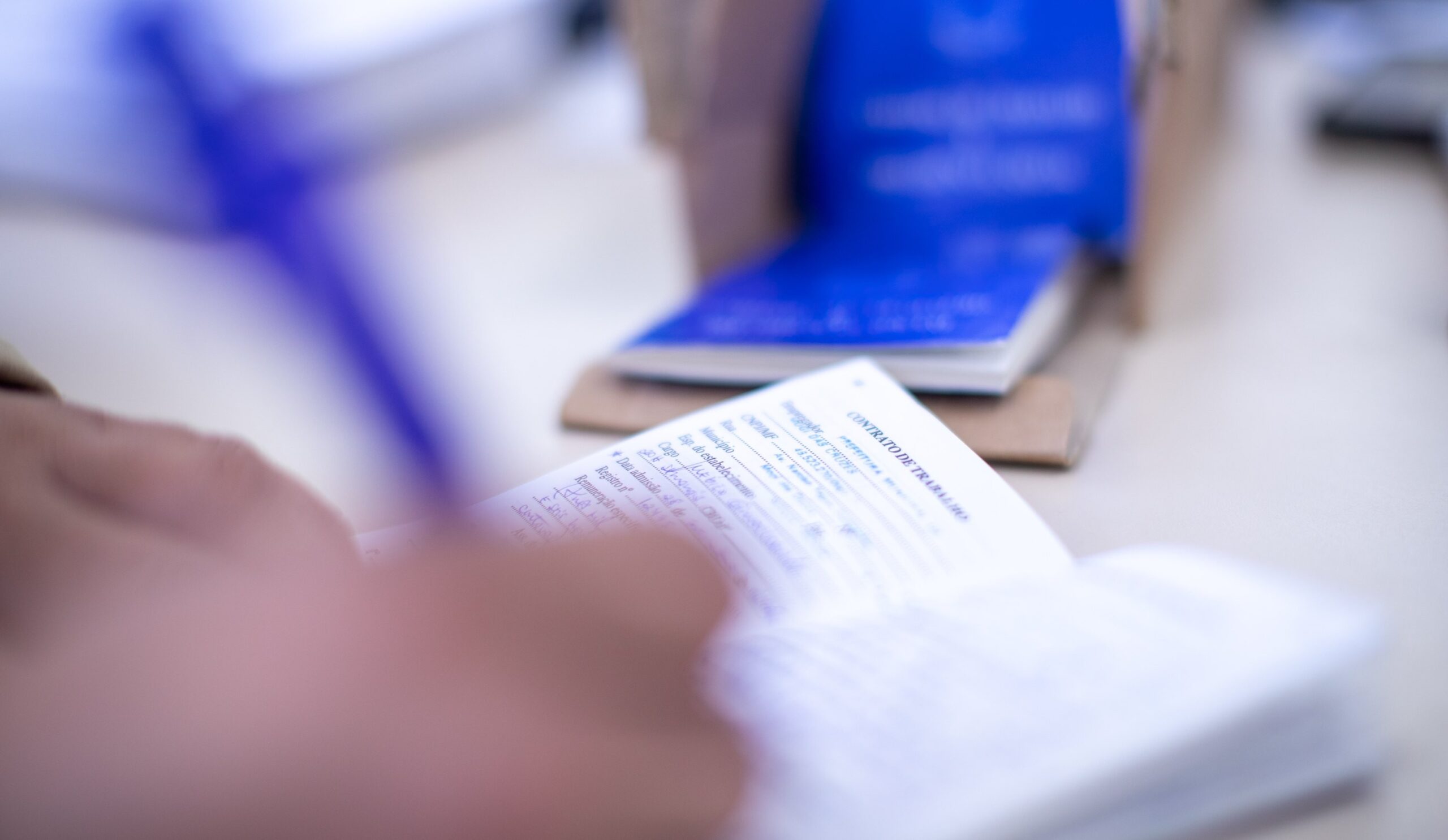 Brasil registra criação de 1,27 milhão de novos empregos formais em 2025, pior saldo desde 2020