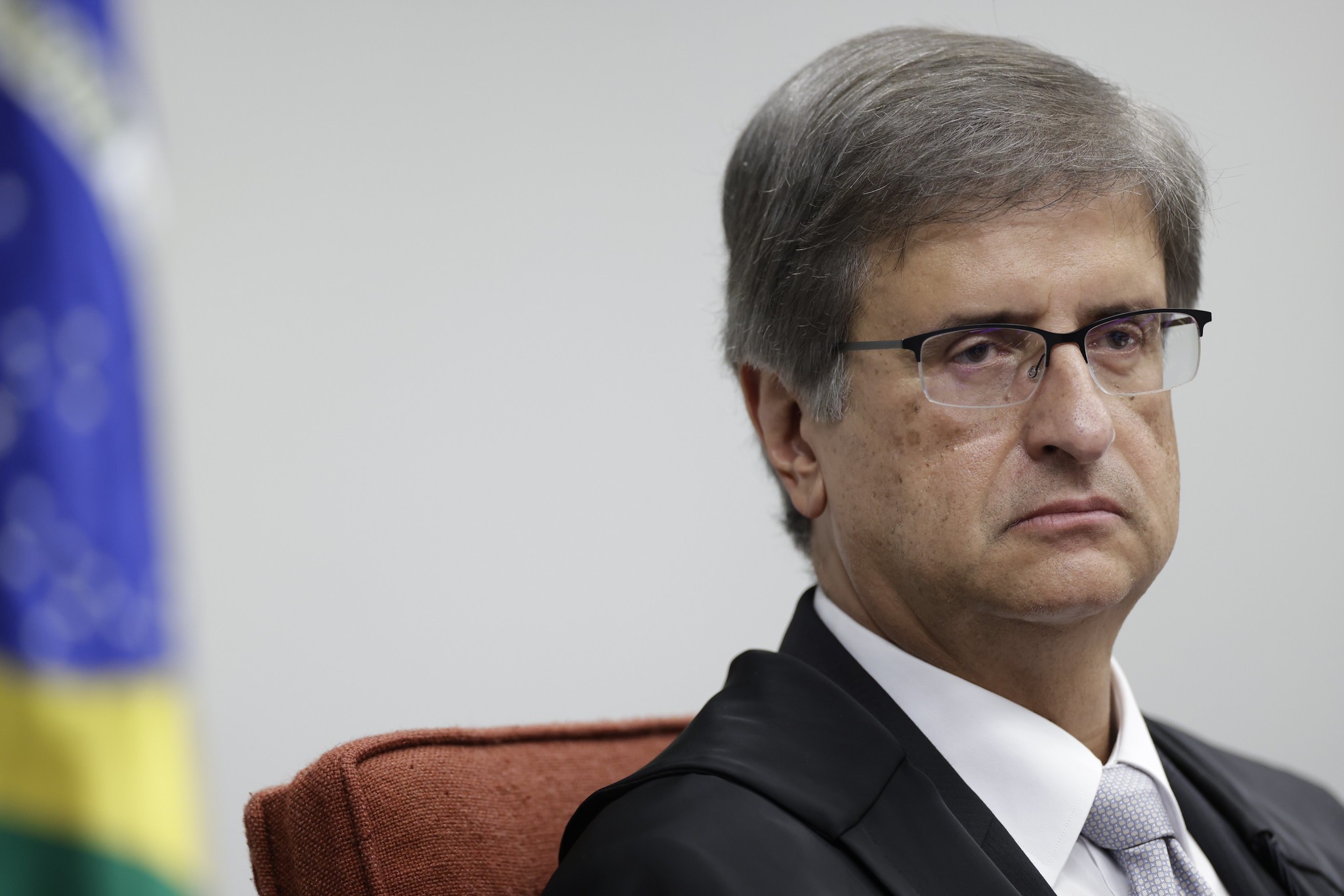 Caso Master: decisão de deixar celulares com PGR é vista no órgão como janela para reafirmar poder de investigação