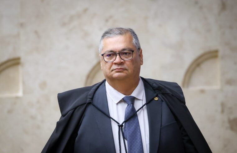 Dino proíbe envio de emendas a ONGs e entidades administradas por parentes de parlamentares e seus assessores