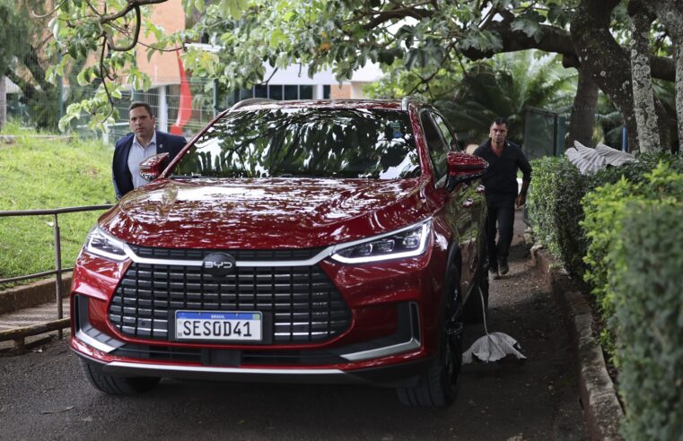 Cirurgia de Lula ocorreu ‘sem intercorrências’ e presidente volta a trabalhar na segunda