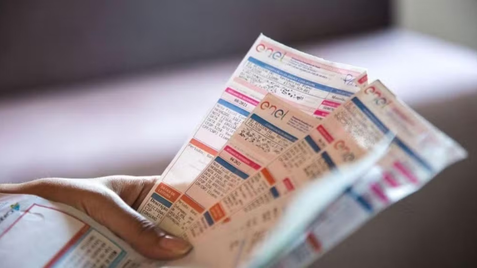 Conta de luz: desconto social para famílias de baixa renda passa a valer nesta quinta