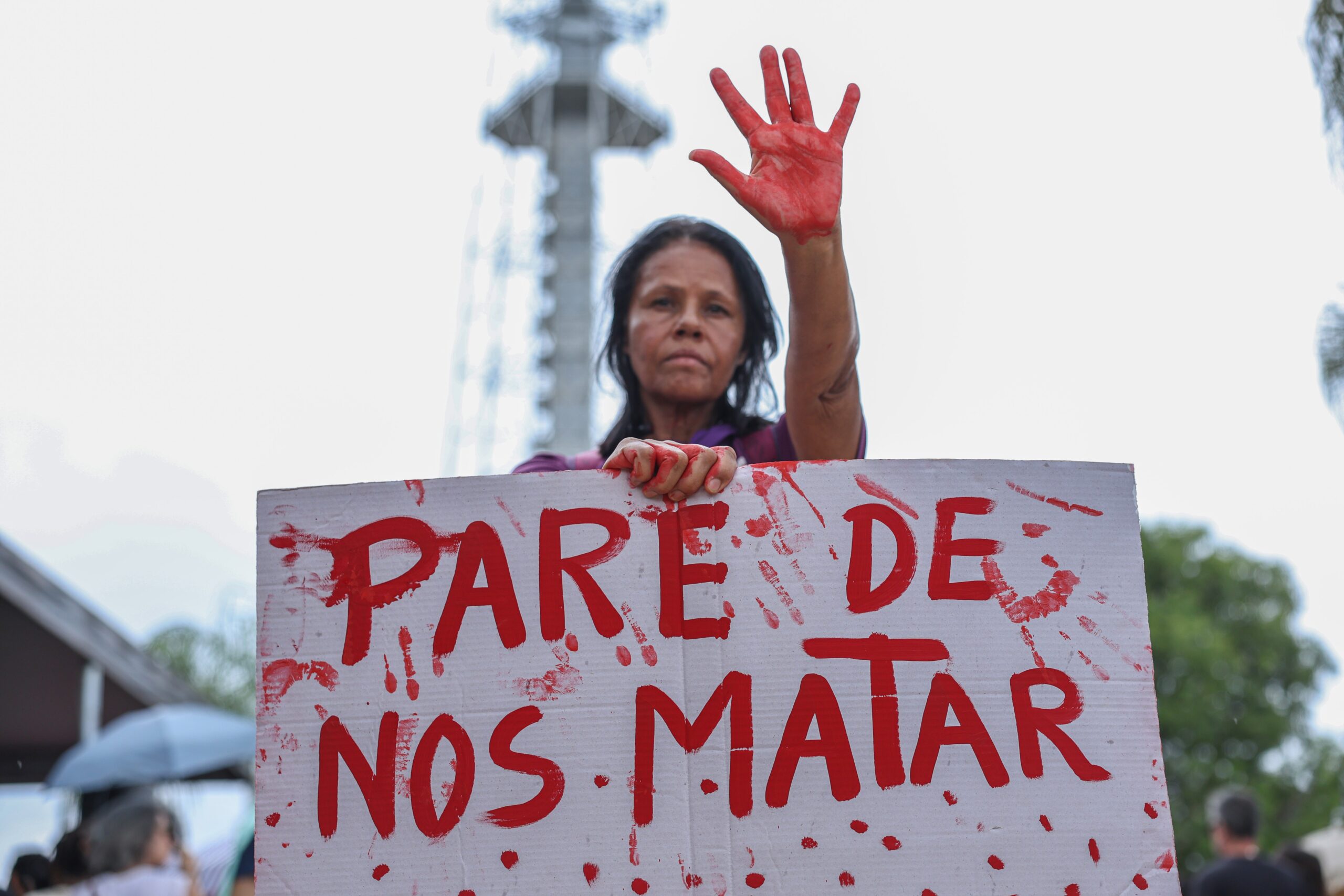 Brasil registra recorde histórico de feminicídios em 2025; quatro mulheres são assassinadas por dia no país