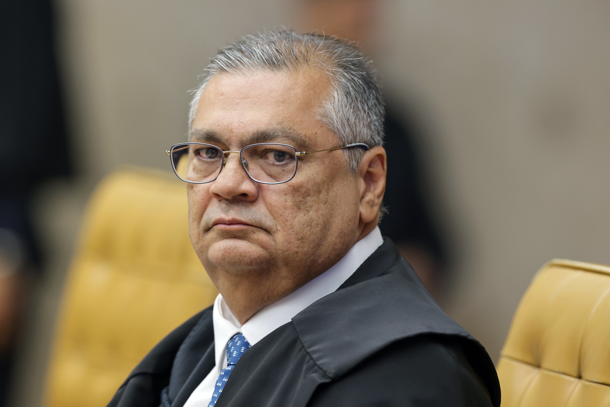 Dino vota contra aplicação da Lei da Anistia a casos de desaparecimento na ditadura militar; Moraes pede vista