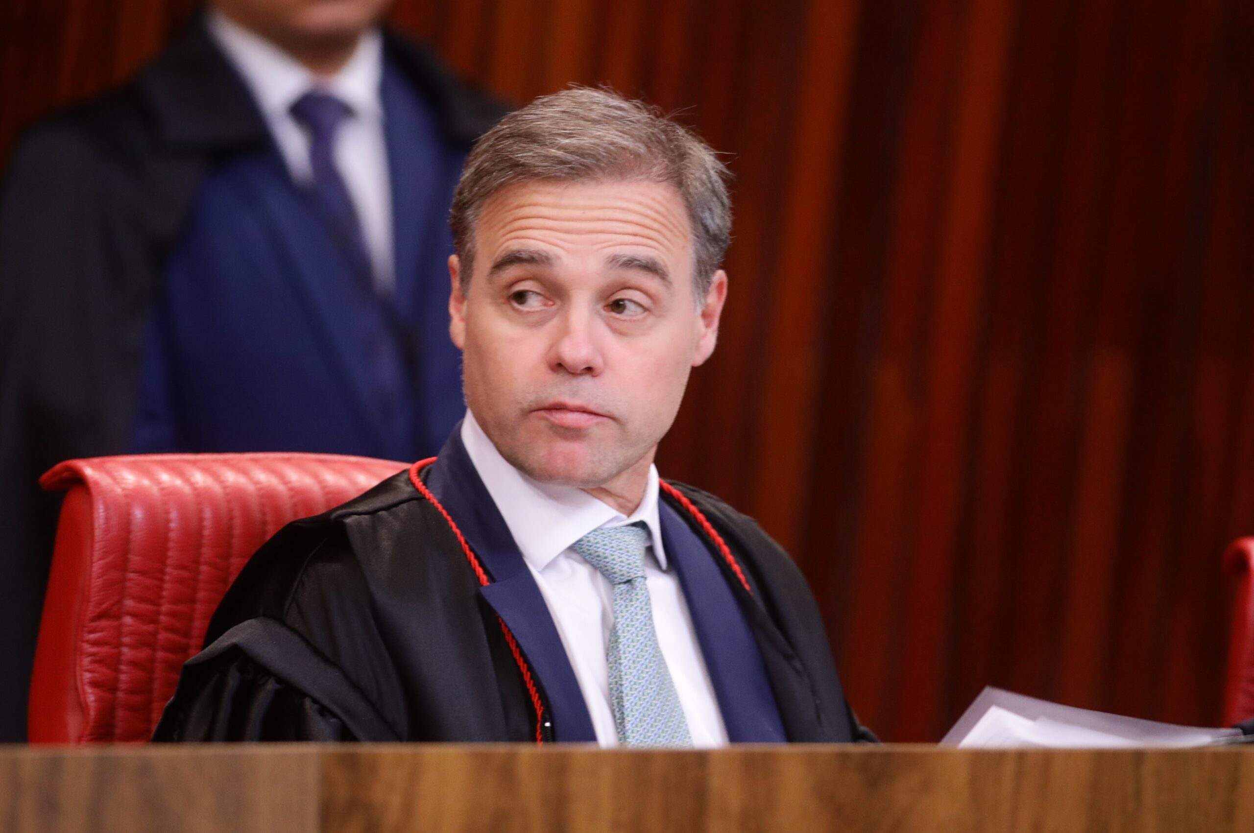 Mendonça na relatoria do caso Master: entenda o que está em jogo e o que vem pela frente